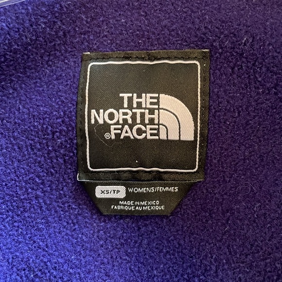 The North Face Women’s Purple Jacket Size XS - Picture 8 of 8